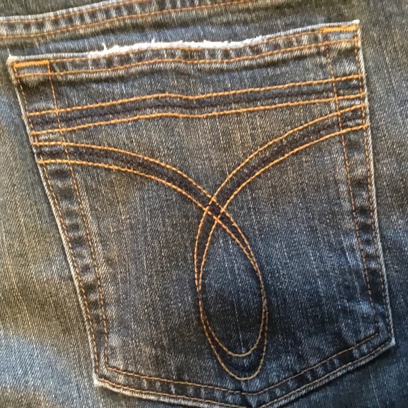 Calvin Klein Jeans - Picture 4 of 10